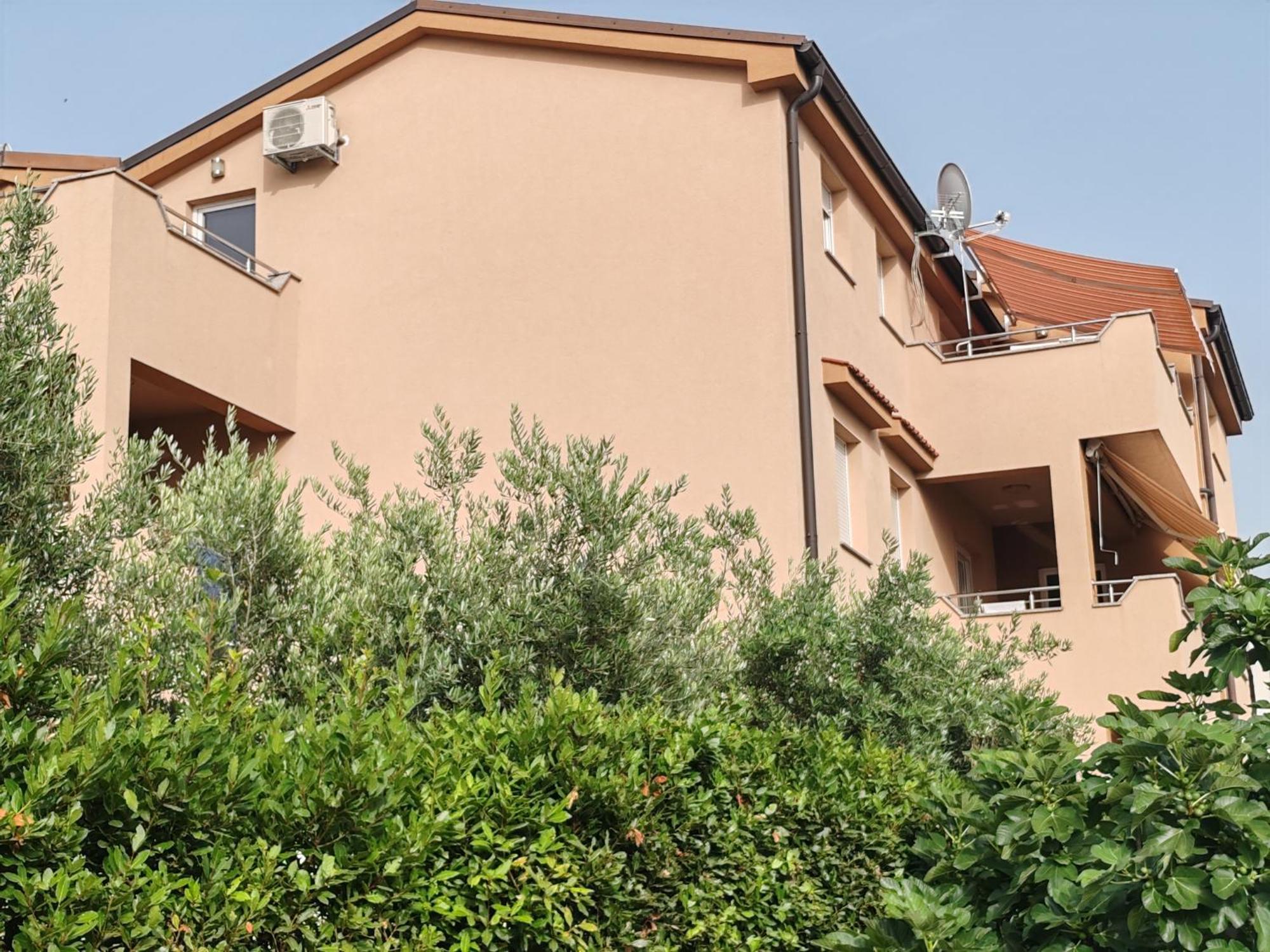 Apartment Nicol Цриквеница Экстерьер фото